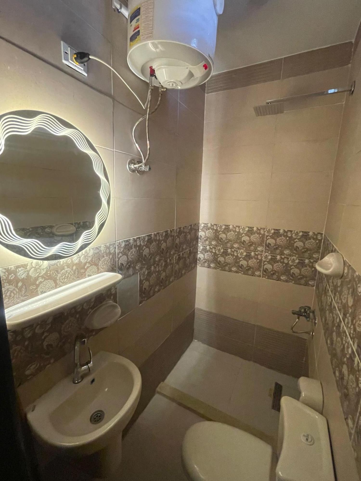 King Ali Pyramids View Inn Kafrat al Jabal Exterior photo