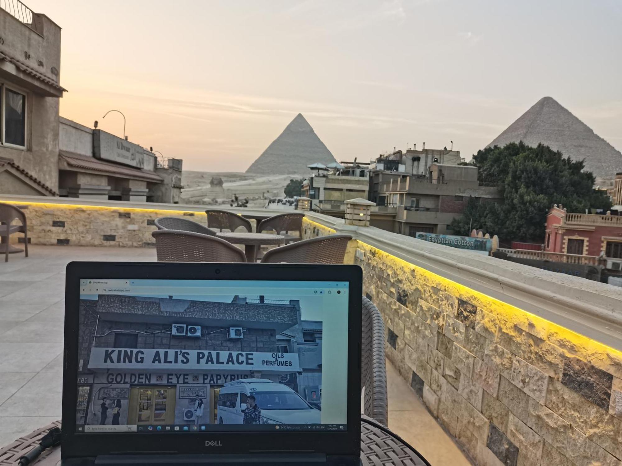King Ali Pyramids View Inn Kafrat al Jabal Exterior photo